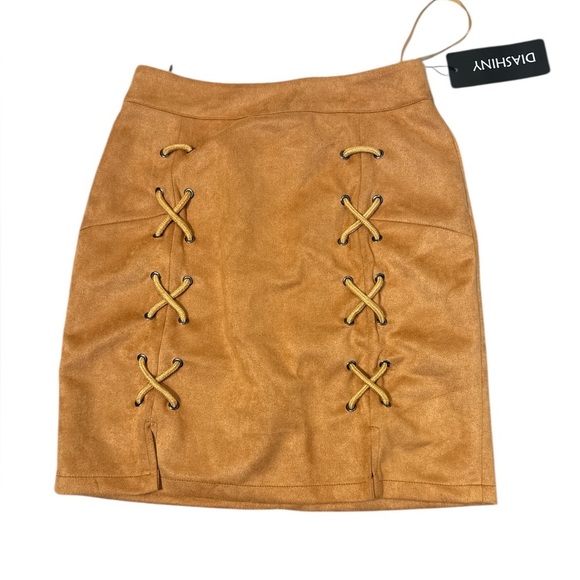 Diashiny Faux Suede Lace-Up Mini Skirt Camel Brown Boho Western Chic - Picture 2 of 8
